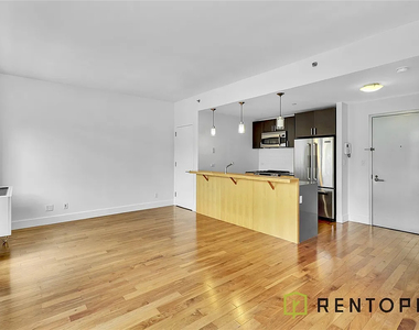 63 Roebling Street - Photo Thumbnail 2