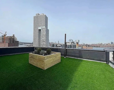 74 N 1st St. Brooklyn, NY 11249 - Photo Thumbnail 6
