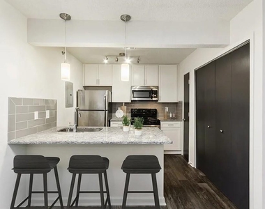 3500 Windcliff Drive - Photo Thumbnail 1