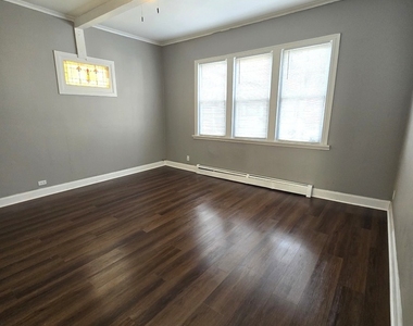 253 W 118th Street - Photo Thumbnail 2