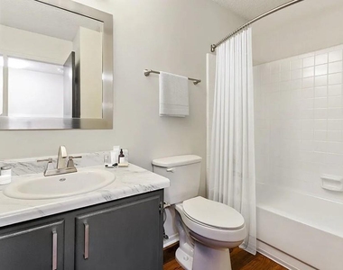 3500 Windcliff Drive - Photo Thumbnail 10