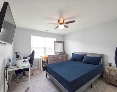 4709 Tradition Parkway - Photo Thumbnail 22