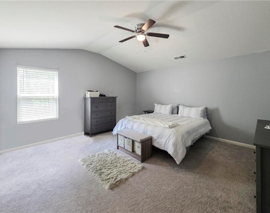 4709 Tradition Parkway - Photo Thumbnail 15