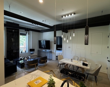 77 W Chestnut Street - Photo Thumbnail 4