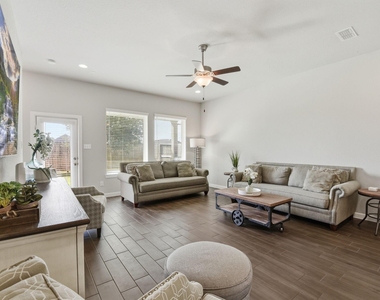 3410 Shockley Lane - Photo Thumbnail 11