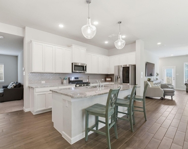 3410 Shockley Lane - Photo Thumbnail 7