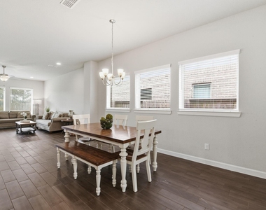 3410 Shockley Lane - Photo Thumbnail 10