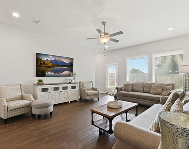 3410 Shockley Lane - Photo Thumbnail 12