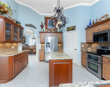 4128 Nw 36th Lane - Photo Thumbnail 18