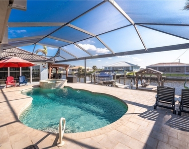 4128 Nw 36th Lane - Photo Thumbnail 1