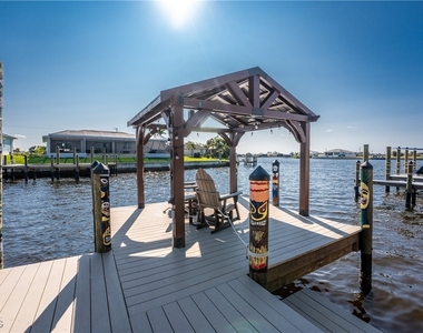 4128 Nw 36th Lane - Photo Thumbnail 9