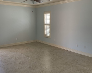 4128 Nw 36th Lane - Photo Thumbnail 17