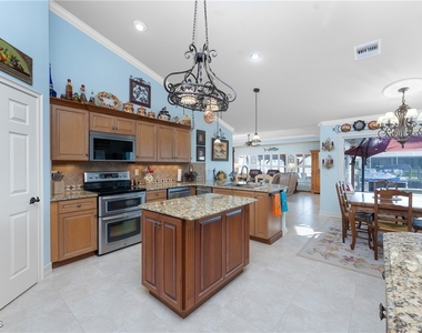 4128 Nw 36th Lane - Photo Thumbnail 20