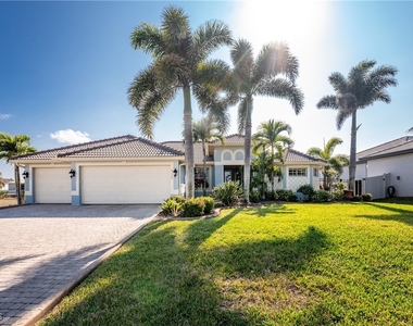 4128 Nw 36th Lane - Photo Thumbnail 2