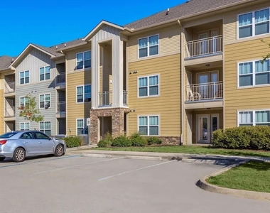 6454 Airline Hwy - Photo Thumbnail 2