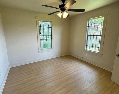 3428 Reeves Street - Photo Thumbnail 2
