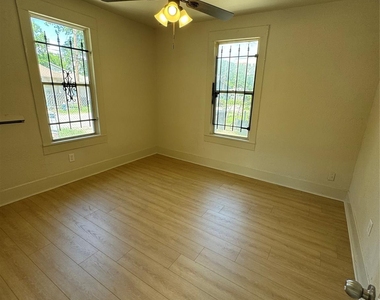 3428 Reeves Street - Photo Thumbnail 6