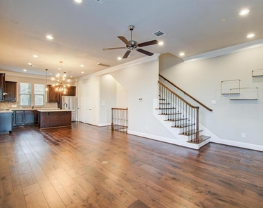 610 Delano Street - Photo Thumbnail 11