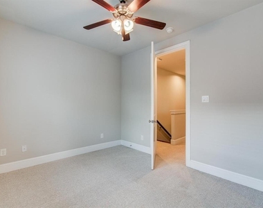 610 Delano Street - Photo Thumbnail 18