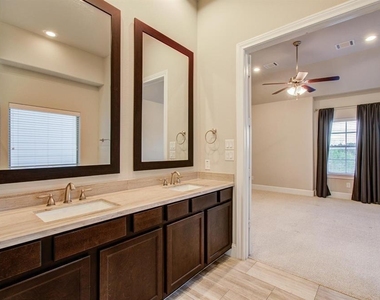 610 Delano Street - Photo Thumbnail 23