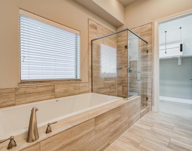 610 Delano Street - Photo Thumbnail 24