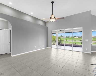 18025 Greenwood Drive - Photo Thumbnail 2