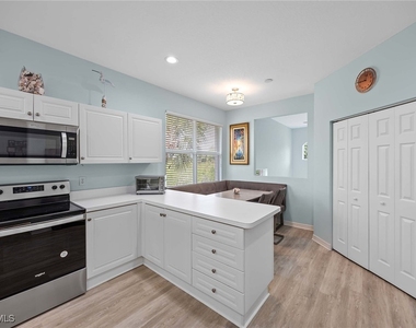 8365 Whisper Trace Way - Photo Thumbnail 9