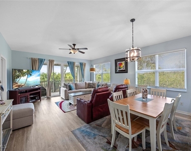 8365 Whisper Trace Way - Photo Thumbnail 4
