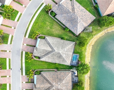 14610 Edgewater Circle - Photo Thumbnail 28