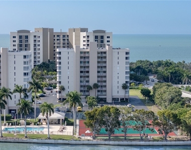 11118 Gulf Shore Drive - Photo Thumbnail 2