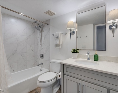 11118 Gulf Shore Drive - Photo Thumbnail 17