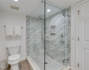 11118 Gulf Shore Drive - Photo Thumbnail 21
