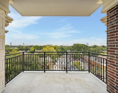 1717 Bissonnet Street - Photo Thumbnail 24