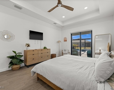 10798 Timber Creek Drive - Photo Thumbnail 24