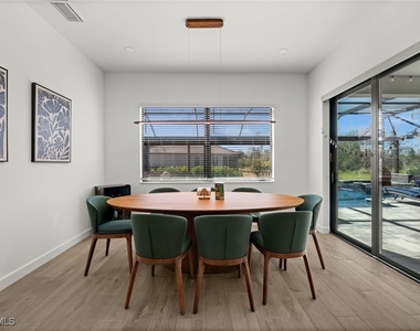 10798 Timber Creek Drive - Photo Thumbnail 15