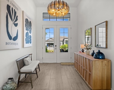 10798 Timber Creek Drive - Photo Thumbnail 8