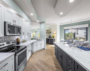 10620 Gulf Shore Drive - Photo Thumbnail 7