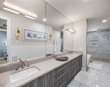 10620 Gulf Shore Drive - Photo Thumbnail 12