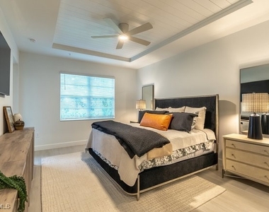 16907 Fairgrove Way - Photo Thumbnail 10