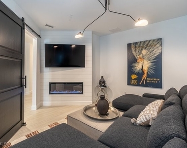 16907 Fairgrove Way - Photo Thumbnail 9