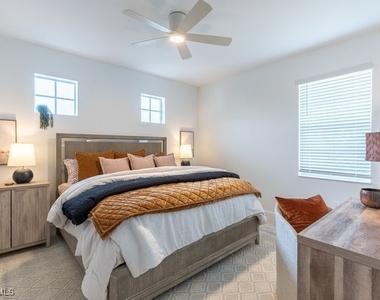 16907 Fairgrove Way - Photo Thumbnail 13