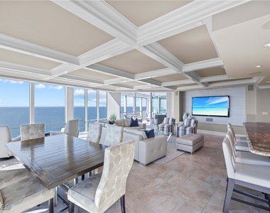 3991 Gulf Shore Boulevard N - Photo Thumbnail 9