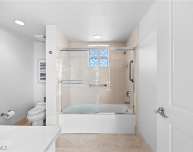 3991 Gulf Shore Boulevard N - Photo Thumbnail 32