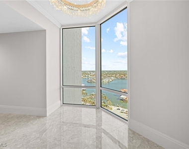 3991 Gulf Shore Boulevard N - Photo Thumbnail 5