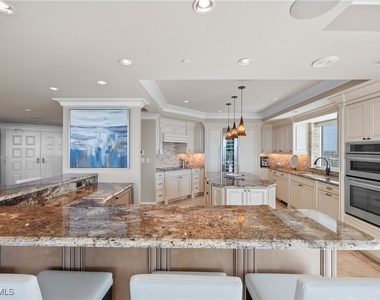 3991 Gulf Shore Boulevard N - Photo Thumbnail 14
