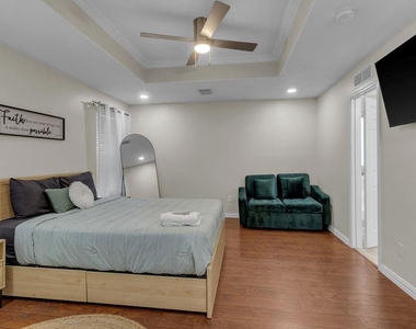 746 Cape Cottage Lane - Photo Thumbnail 23