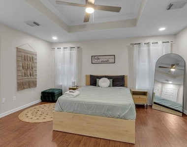 746 Cape Cottage Lane - Photo Thumbnail 3