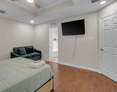 746 Cape Cottage Lane - Photo Thumbnail 24