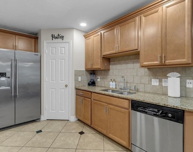 746 Cape Cottage Lane - Photo Thumbnail 7