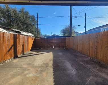 3321 Avenue M - Photo Thumbnail 12